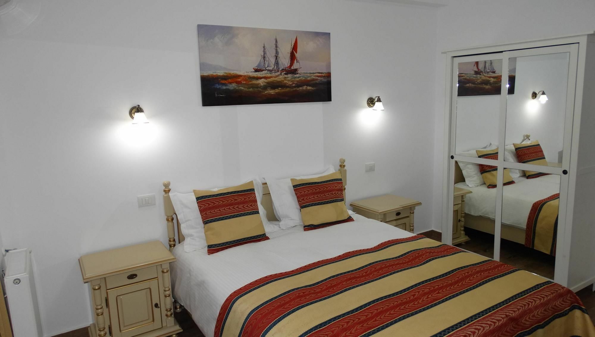 Bluemarina Apartamente Mamaia Exterior photo
