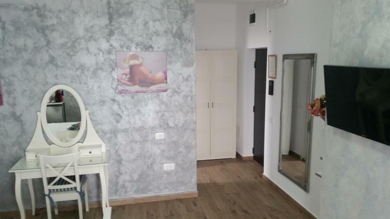 Bluemarina Apartamente Mamaia Exterior photo